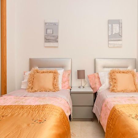 Residential Jardin Del Pintor - La Casa Amarilla Apartment Jacarilla Екстериор снимка